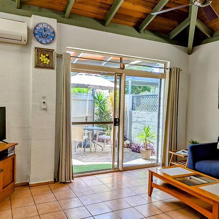 Beachside Cottage - A Private Peaceful Hidden Gem 50M To Beach Nelly Bay Esterno foto