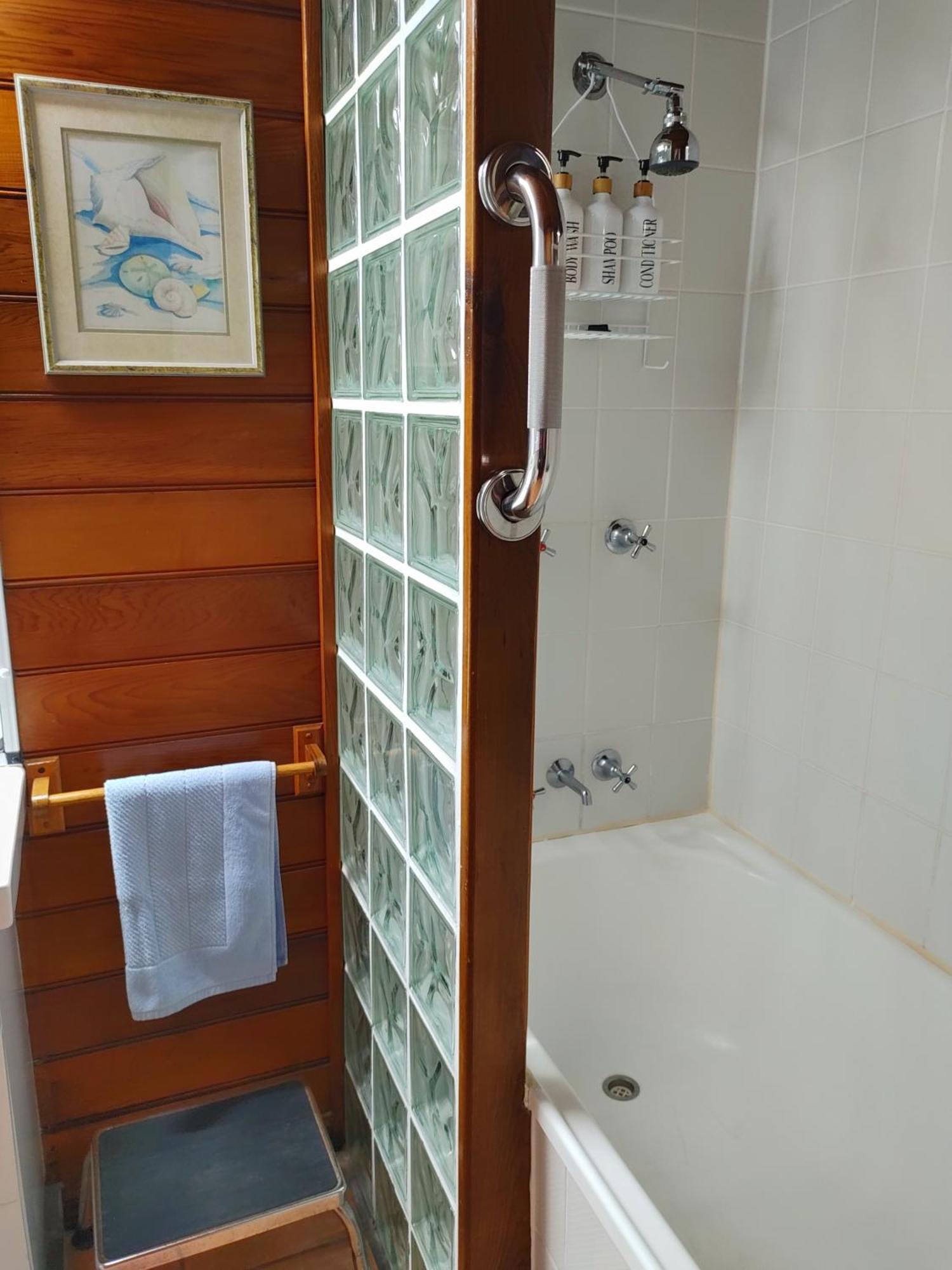 Beachside Cottage - A Private Peaceful Hidden Gem 50M To Beach Nelly Bay Esterno foto