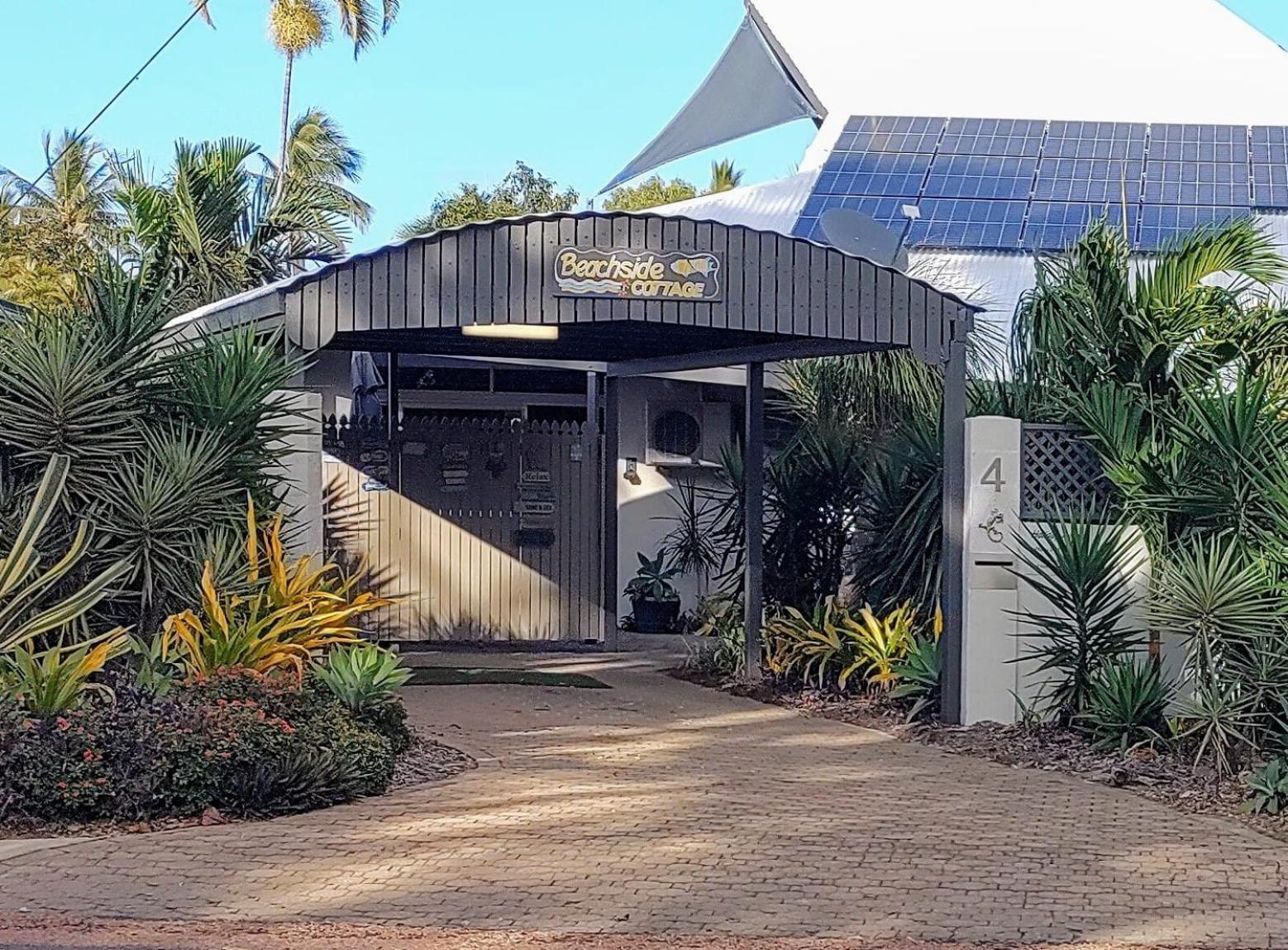 Beachside Cottage - A Private Peaceful Hidden Gem 50M To Beach Nelly Bay Esterno foto